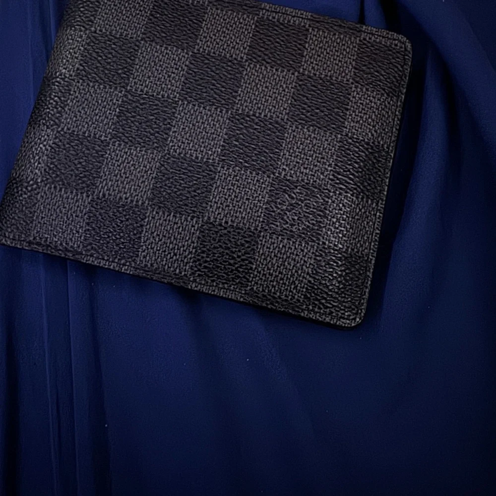 Lv wallet - Picture 2 of 5